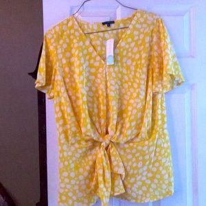 (NWT)  WEST KEI - Butterfly sleeve sight weight top, size XL